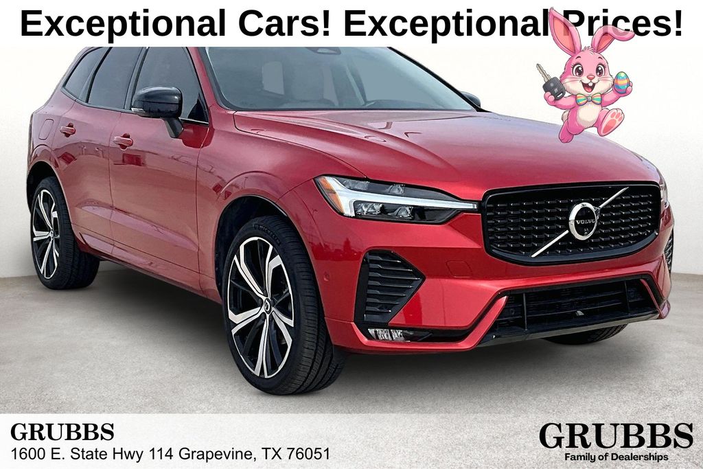 2024 Volvo XC60 B5 Ultimate Dark Theme AWD