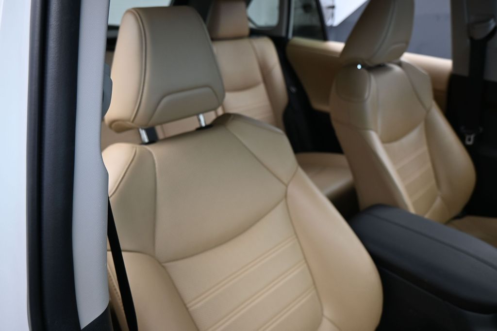 2023 Toyota RAV4 Limited - Photo 41