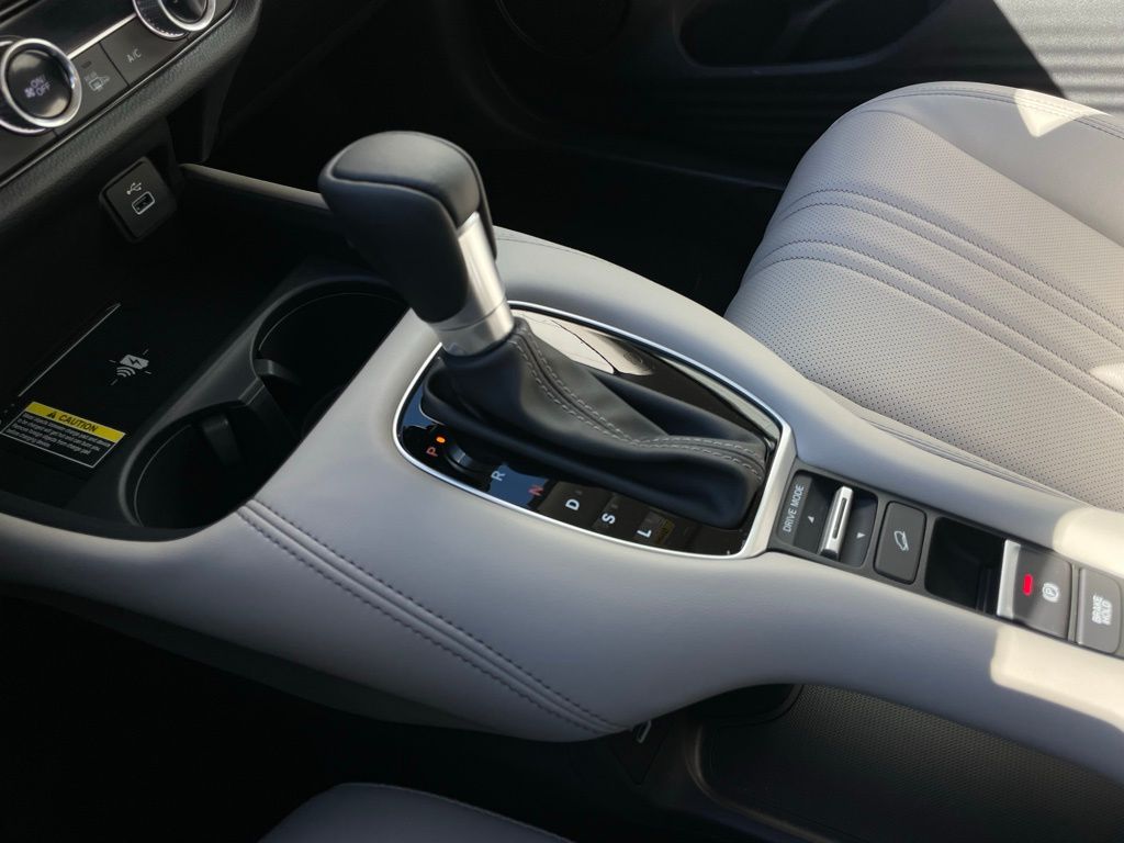 2026 Honda HR-V EX-L 20
