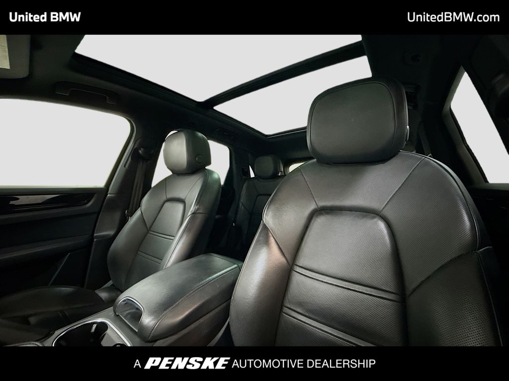 Thumbnail: 2019 Porsche Cayenne - 5