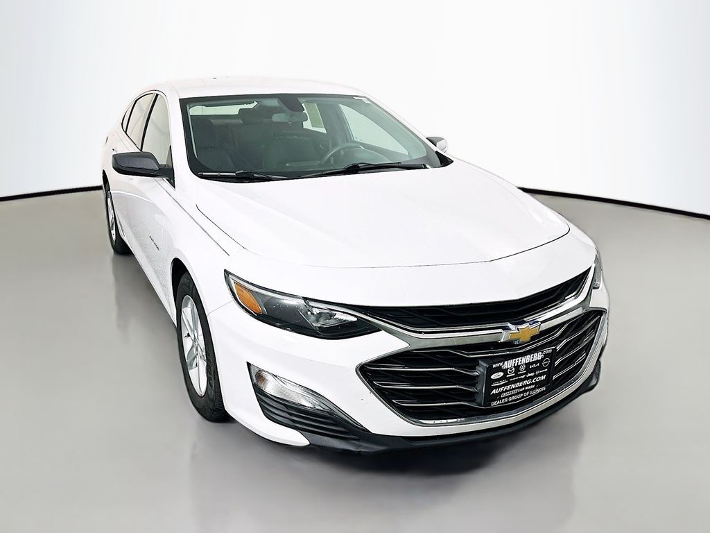 Summit White 2020 Chevrolet Malibu LS FWD Sedan Front-Wheel Drive Continuously Variable Transmission