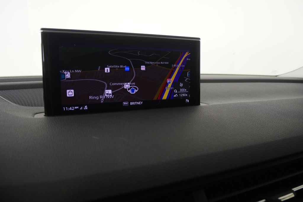 Thumbnail: 2017 Audi Q7 - 26