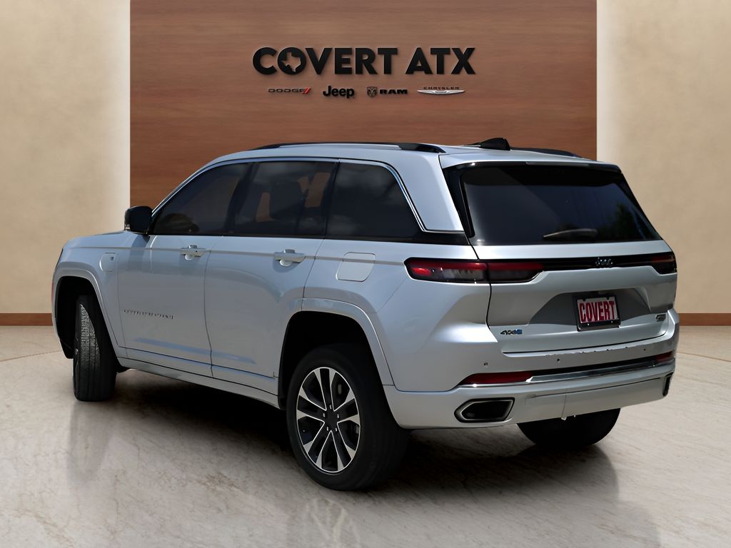 Used 2023 Silver Jeep Overland 4xe image 3
