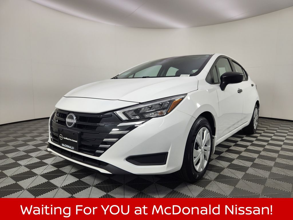 White (Fresh Powder) 2025 Nissan Versa Sedan Front-Wheel Drive Continuously Variable Transmission