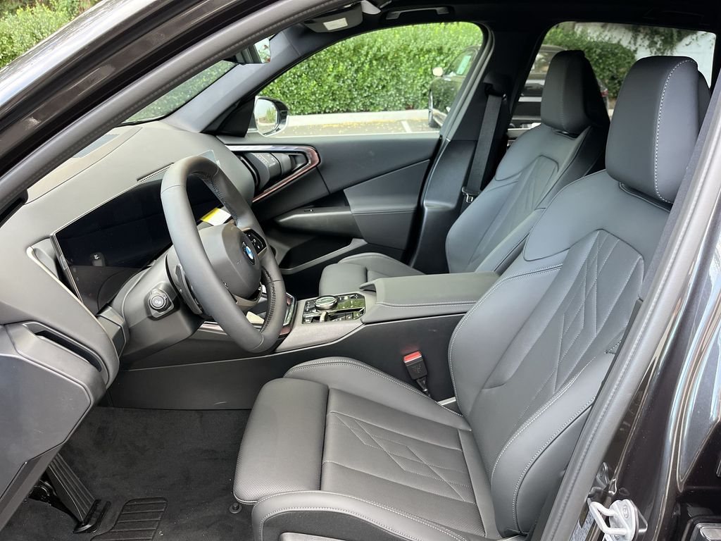 Thumbnail: 2025 BMW X3 - 11