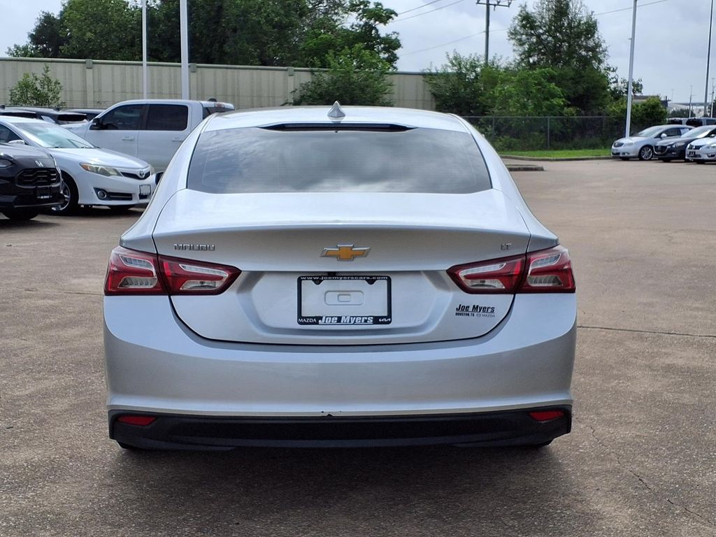 2020 Chevrolet Malibu LT Silver at Legacy Ford