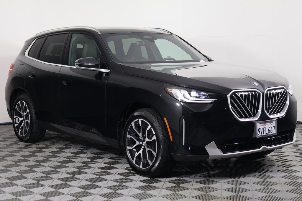 Thumbnail: 2026 BMW X3 - 3
