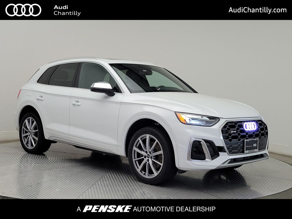 Thumbnail: 2023 Audi SQ5 - 1