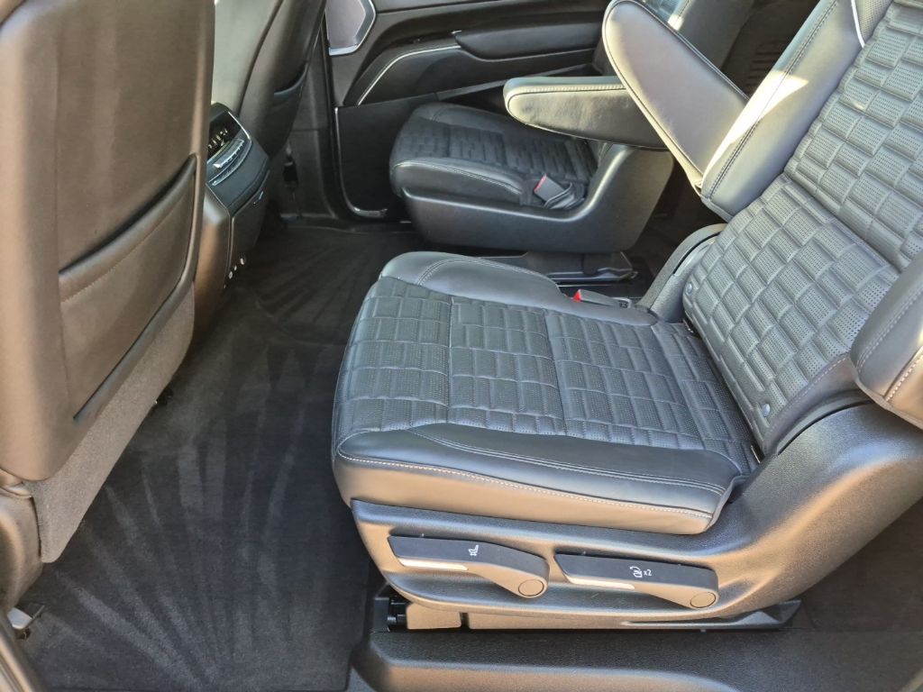 Used Car 2023 Cadillac Escalade Esv  Sport Platinum For Sale Under $80,000 In Austin, Texas