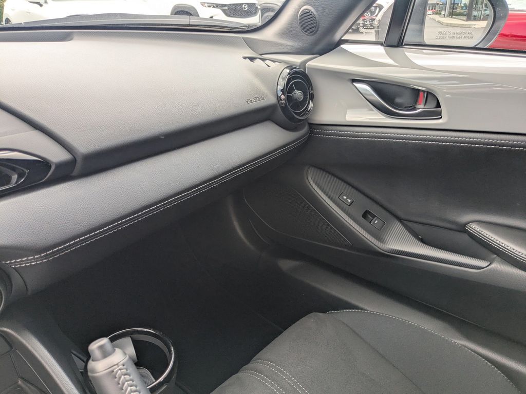 2025 Mazda MX-5 Miata Club