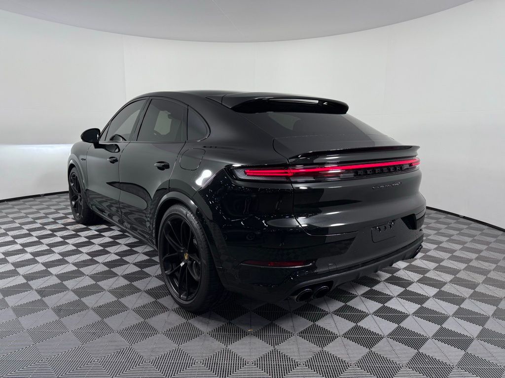 Thumbnail: 2024 Porsche  - 7