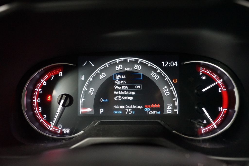 Thumbnail: 2025 Toyota RAV4 - 15