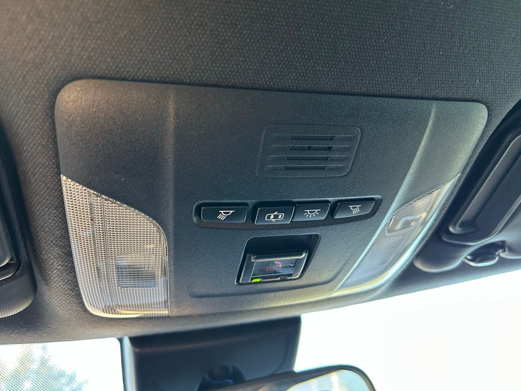 Thumbnail: 2022 Toyota Corolla - 26