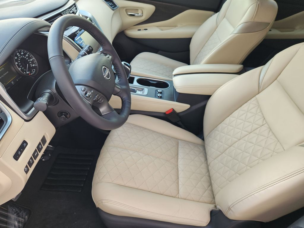 2023 Nissan Murano Platinum White at Central Houston Nissan