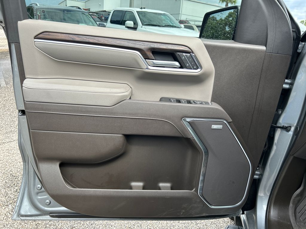 Certified Used 2025 Silver GMC SLT image 9