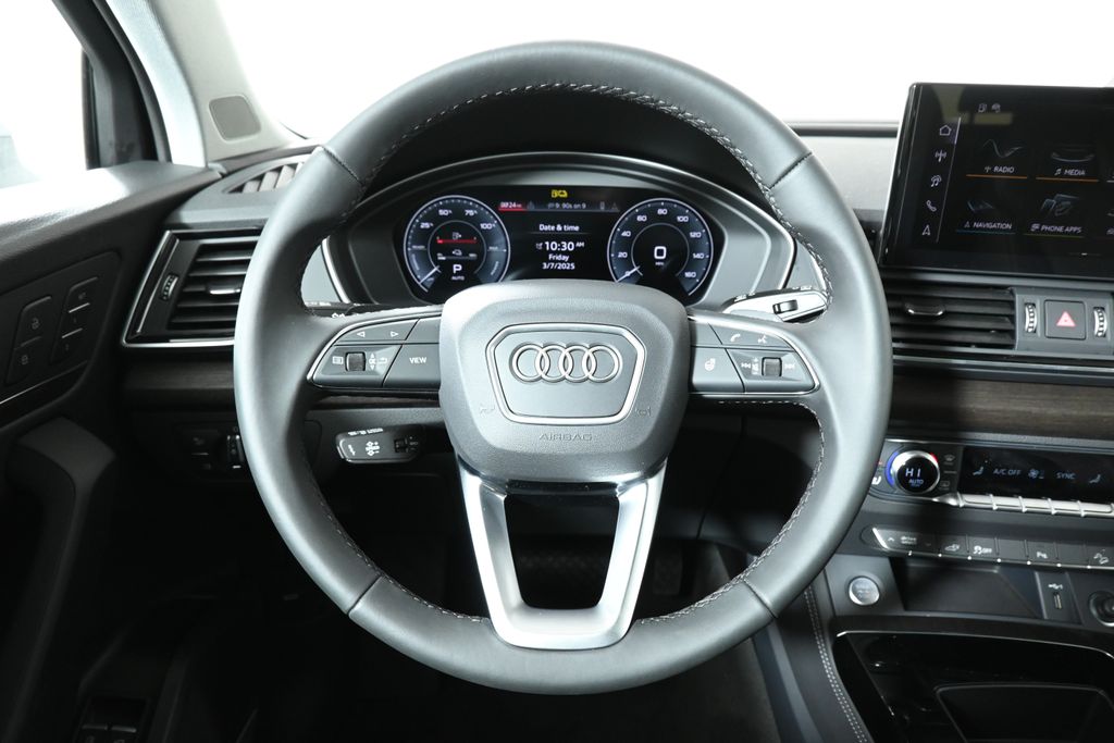 2025 Audi Q5  14