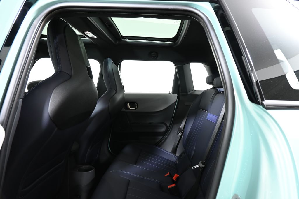 Thumbnail: 2026 MINI Cooper - 25