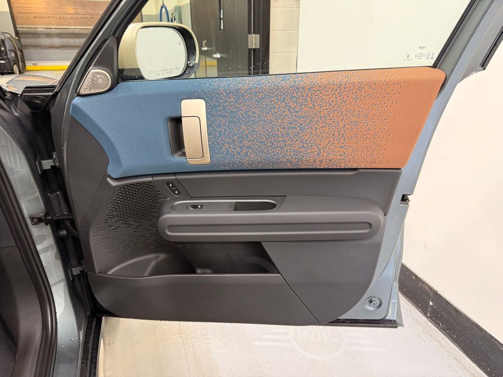 Thumbnail: 2025 MINI Cooper Countryman - 27