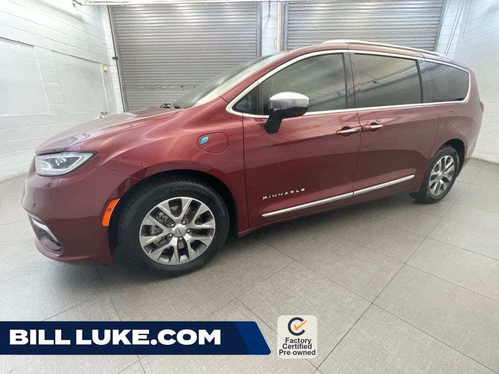 Velvet Red Pearlcoat 2023 Chrysler Pacifica Hybrid Minivan Front-Wheel Drive Continuously Variable Transmission
