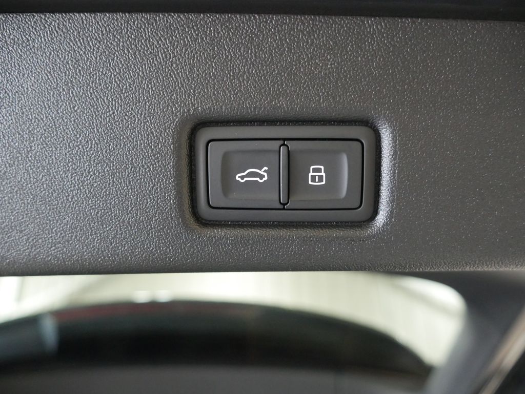 Thumbnail: 2026 Audi Q5 - 19