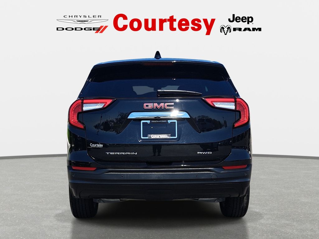 View vehicle photo 6