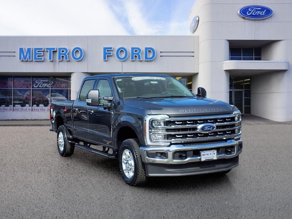 2026 Ford F-250SD XLT