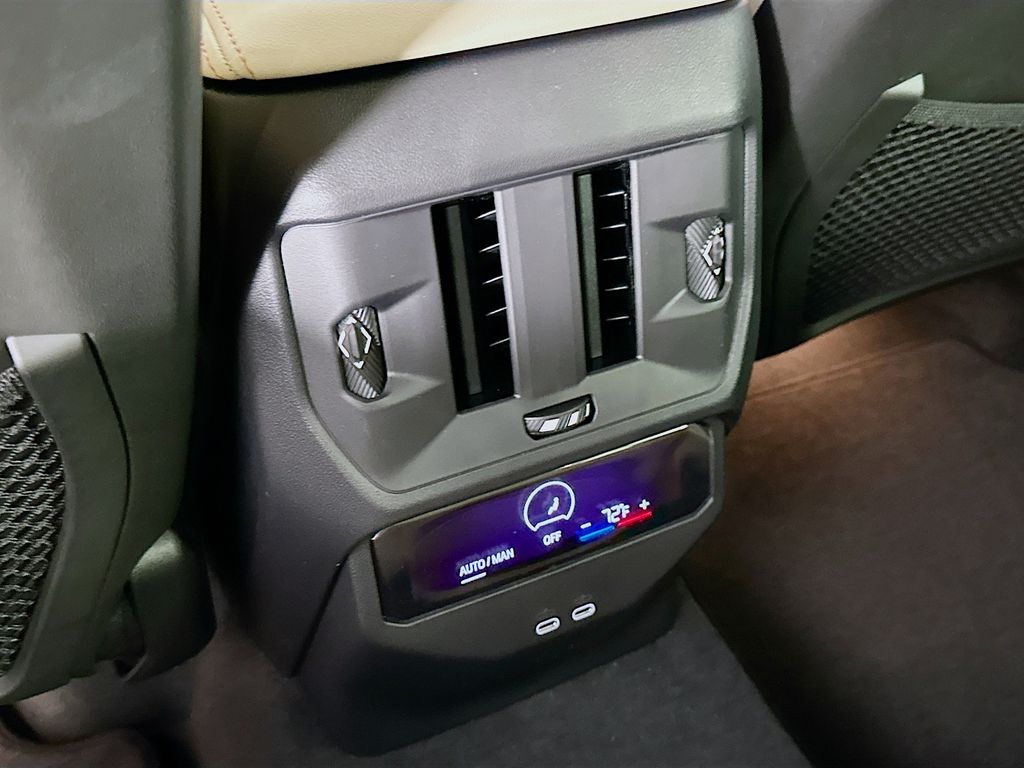 Thumbnail: 2026 BMW X3 - 18