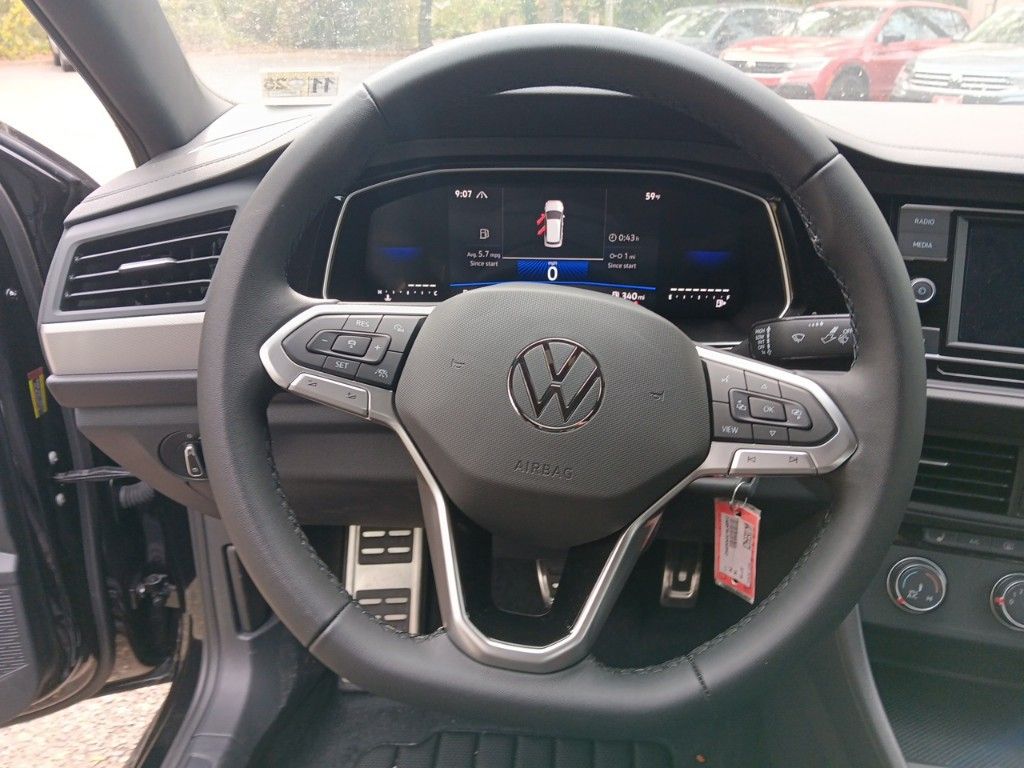 2024 Volkswagen Jetta 1.5T Sport 14