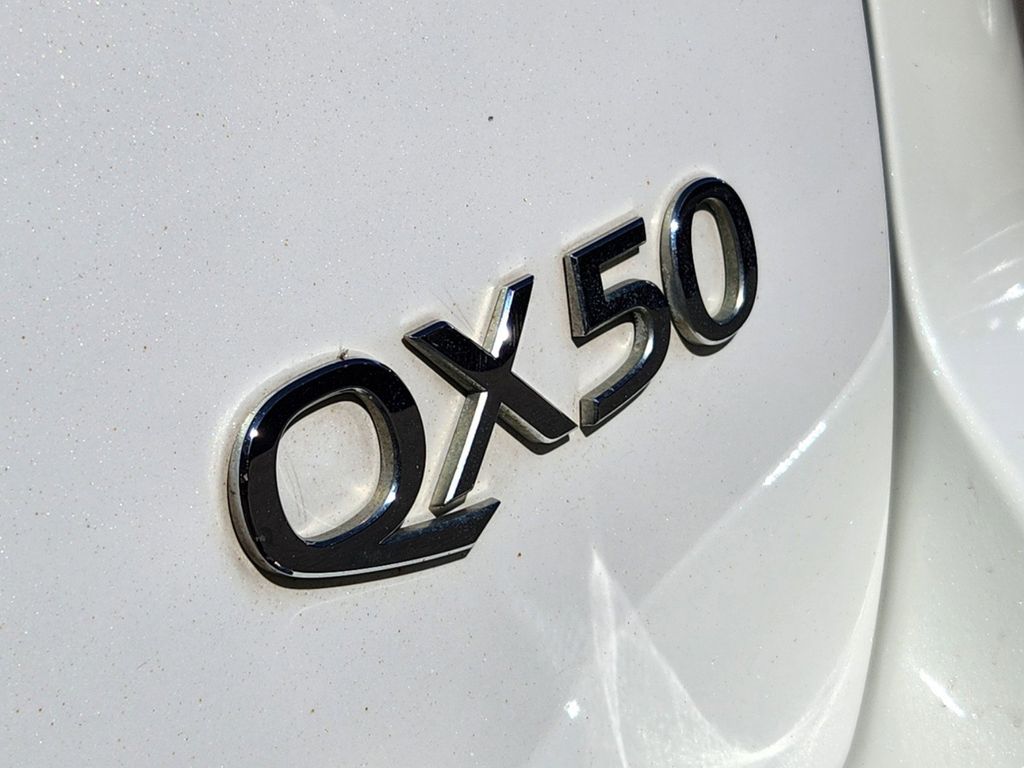 2015 INFINITI QX50 Journey 12