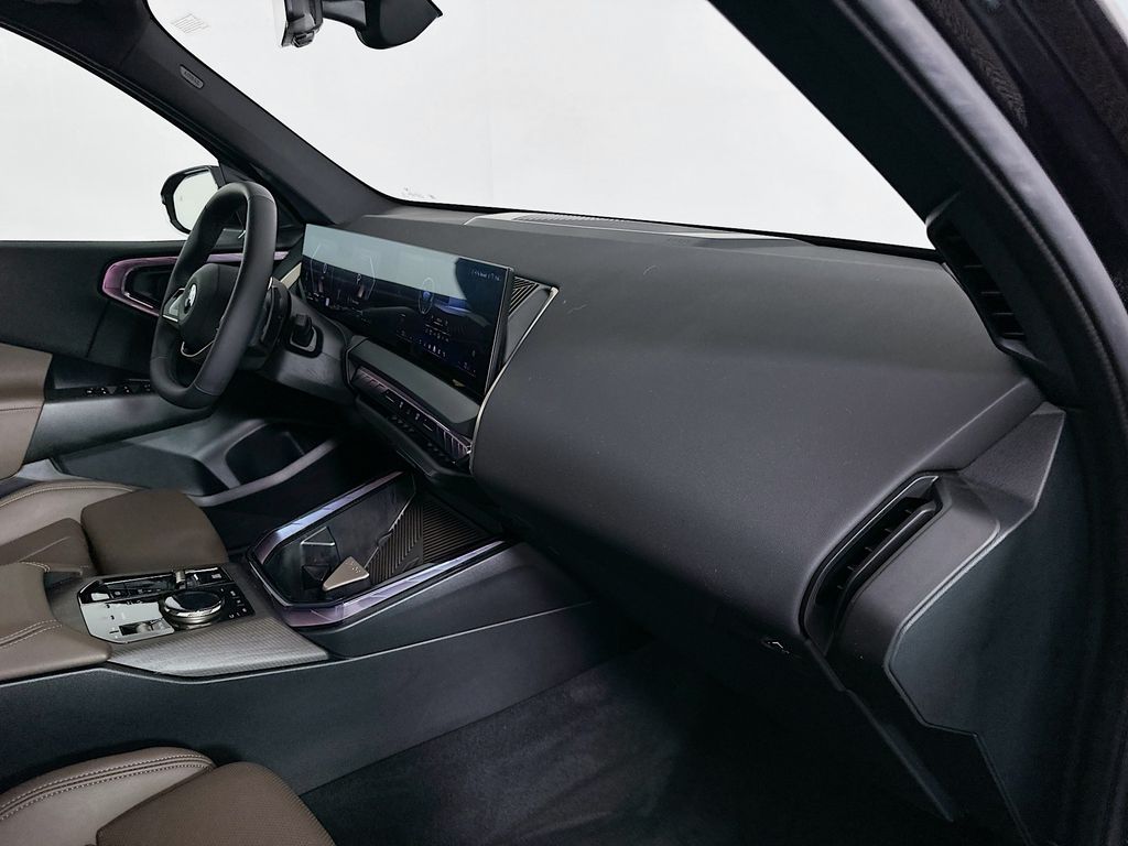 Thumbnail: 2025 BMW X3 - 29