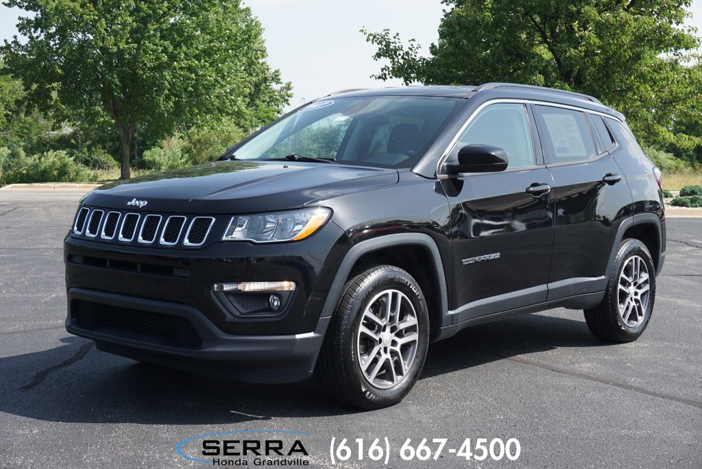 2017 Jeep Compass Latitude 4WD   