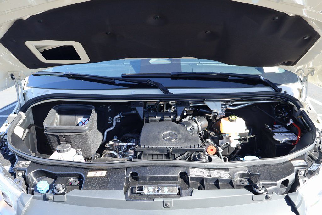 Thumbnail: 2026 Mercedes-Benz Sprinter - 9