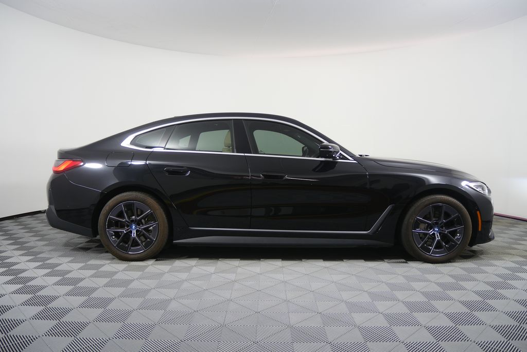 Thumbnail: 2024 BMW i4 - 2