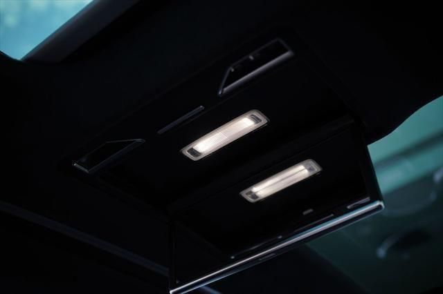 Thumbnail: 2025 Audi S8 - 25