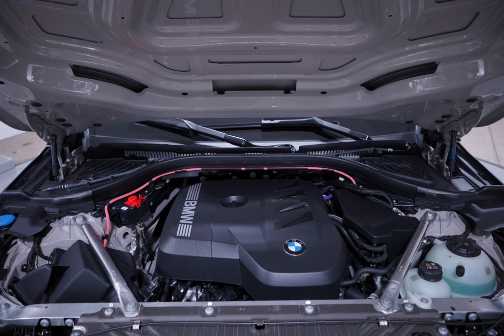 Thumbnail: 2026 BMW X3 - 14