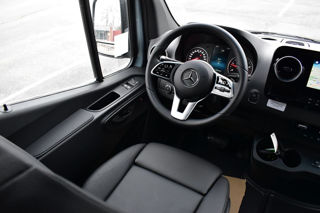 2024 Mercedes-Benz Sprinter 3500 25