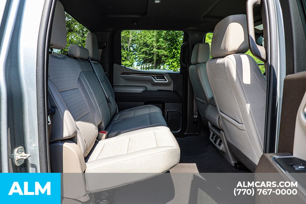 Used 2025 Gray Chevrolet LT/MT Certified image 21