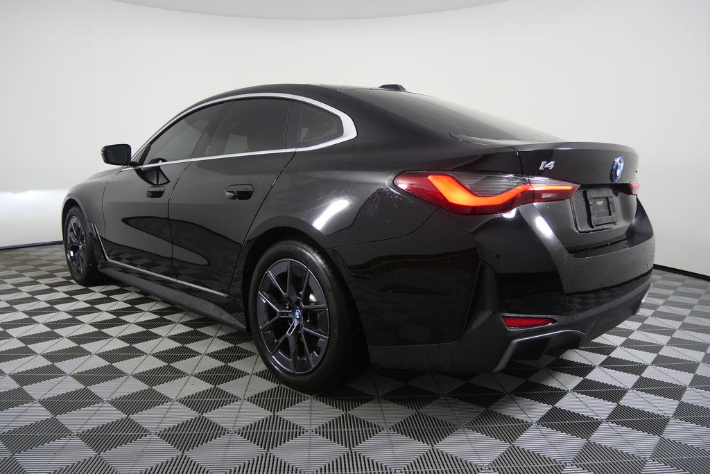 Thumbnail: 2023 BMW i4 - 6