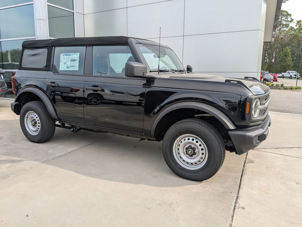 2025 Ford Bronco 