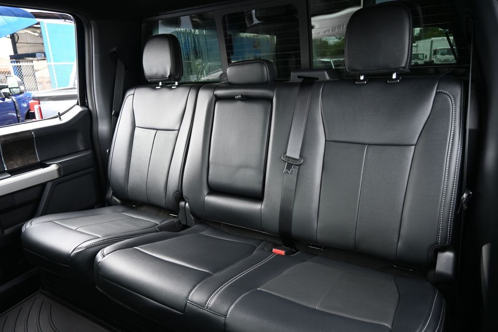 2022 Ford F-250 Super Duty LARIAT