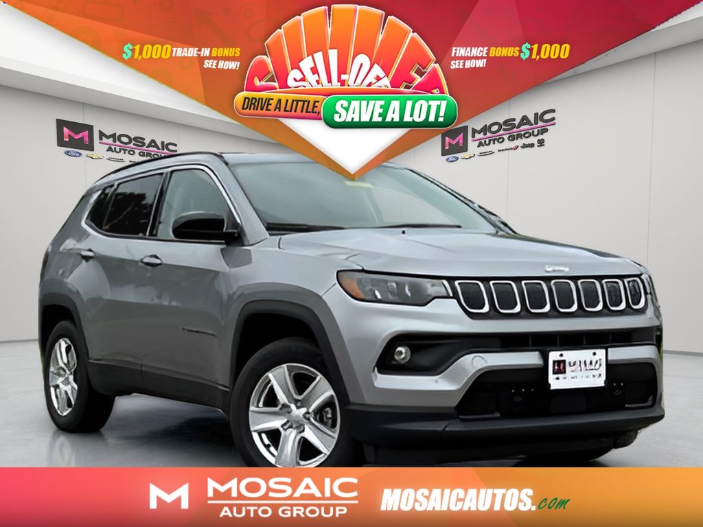 Used 2022 Jeep Compass Latitude SUVs