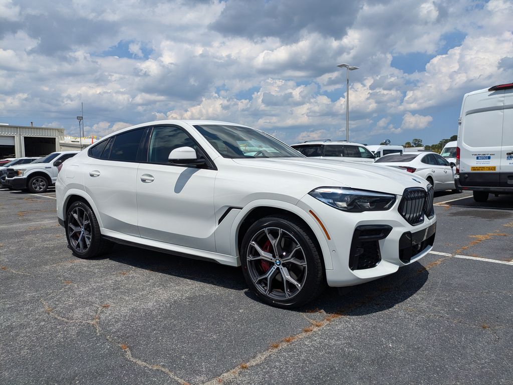 2022 BMW X6 xDrive40i
