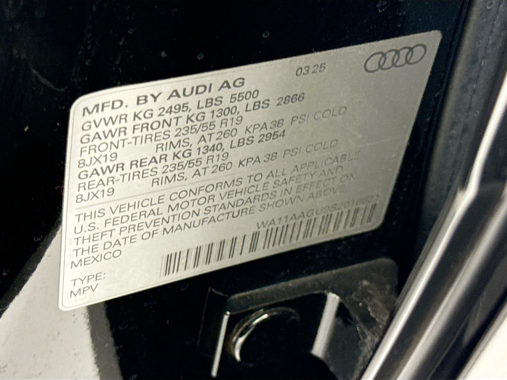 Used 2025 Black Audi  image 34