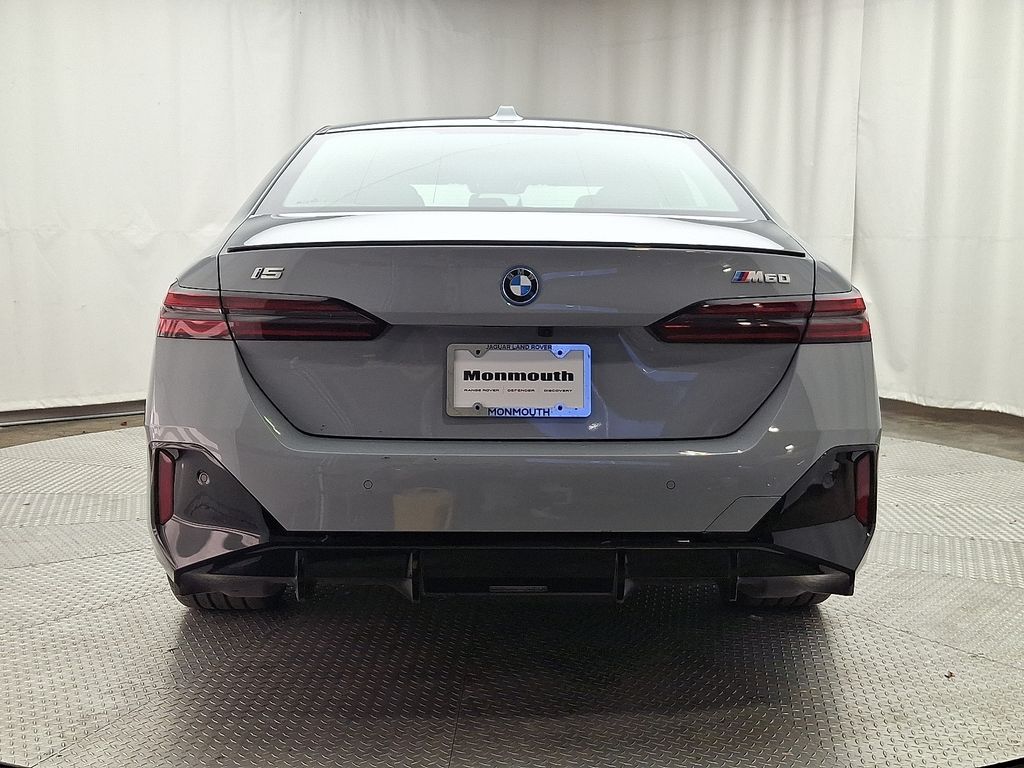 Thumbnail: 2024 BMW i5 - 5