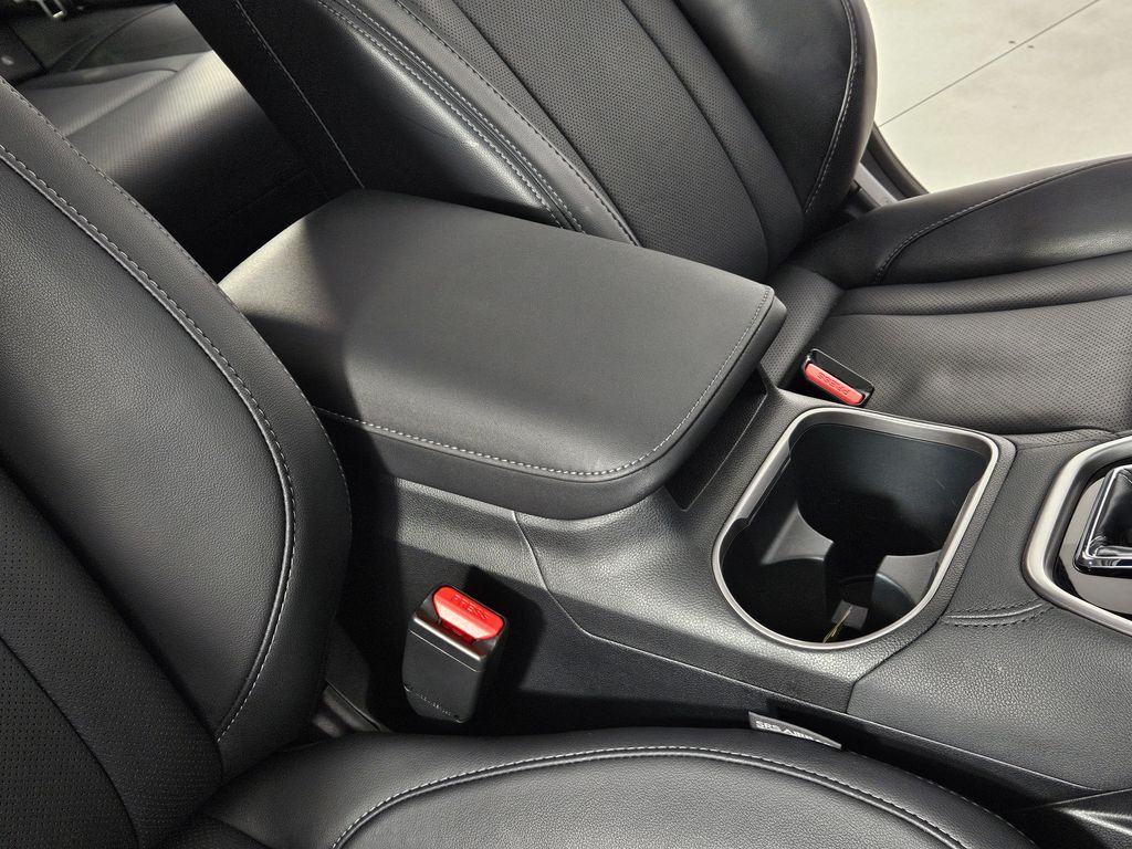 Thumbnail: 2025 Subaru Outback - 16