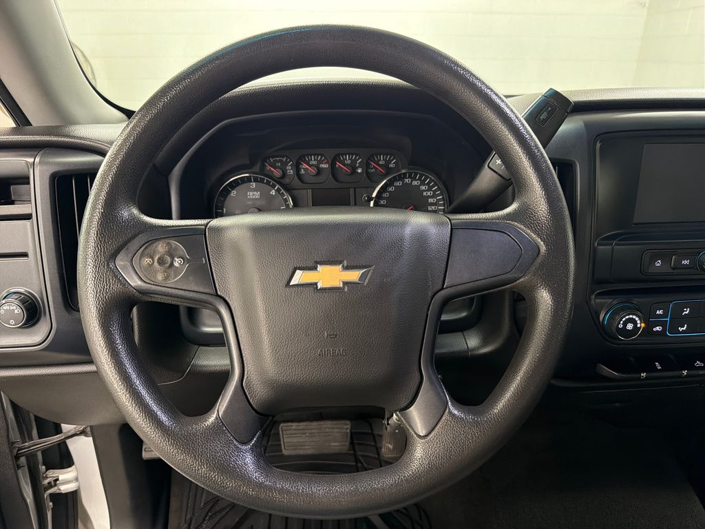 Used 2018 Silver Chevrolet Custom image 16