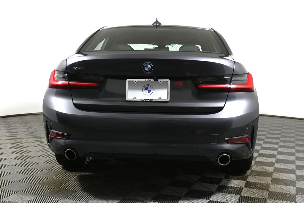 Thumbnail: 2019 BMW 3 Series - 6