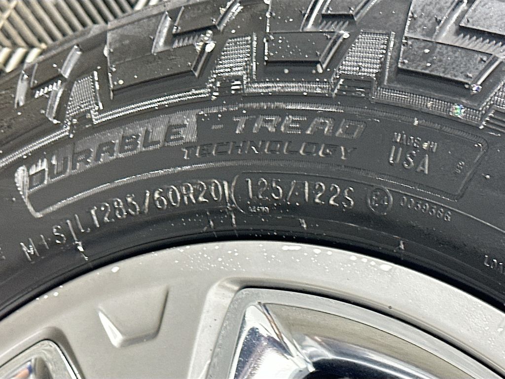 Used 2017 White Ram Laramie image 34