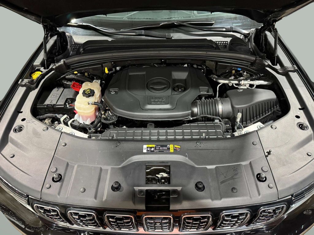 Used 2021 Diamond Black Crystal Pearlcoat Jeep Summit image 31