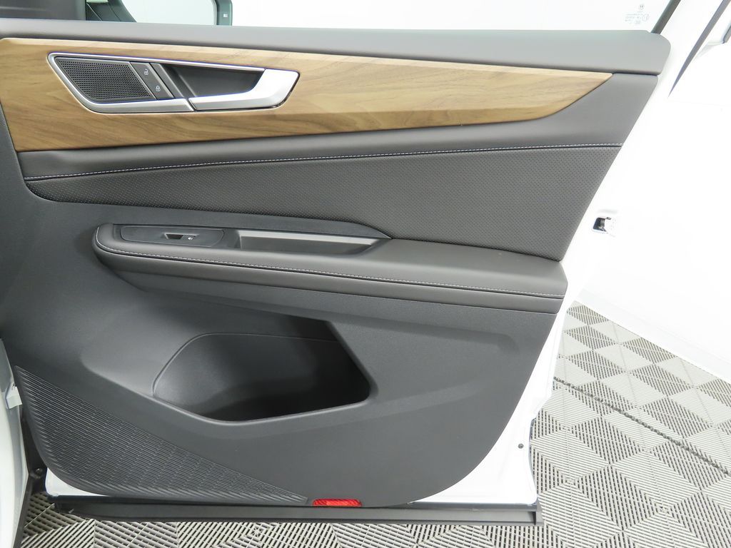 Thumbnail: 2026 Volkswagen Atlas - 25